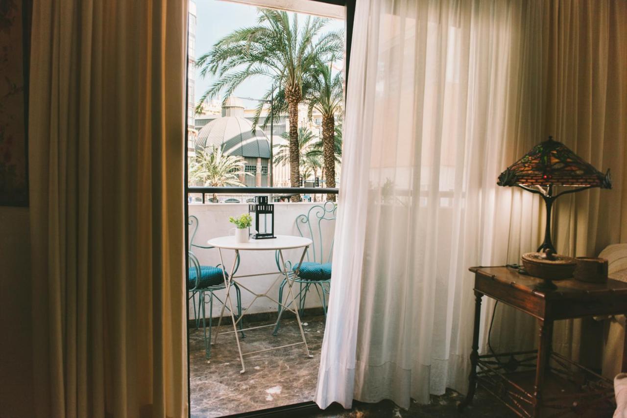 Bright Apartment In The City Center Alicante Exterior photo